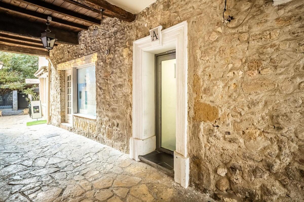 Le Caladoc ~ Centre-Ville ~ Vue Нарбонна Экстерьер фото